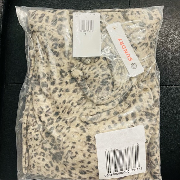 NWT✨anthropologie Sundry Leopard Cozy Hoodie - Picture 10 of 12